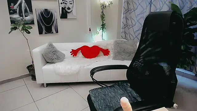 Favorite_0's Live XXX Chat