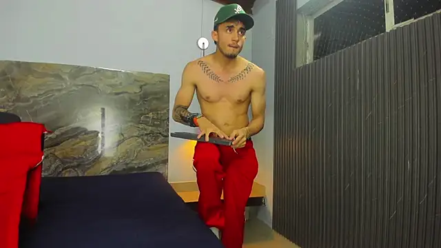 عرض كام James-06