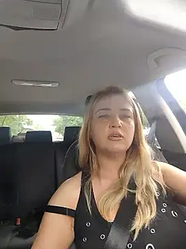 MellanieBliss' Live XXX Chat