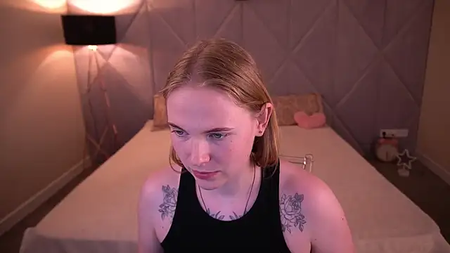 Živý XXX chat NikkyReyyy