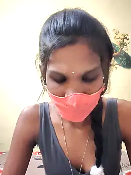 Shreya-telugupilla's Live XXX Chat