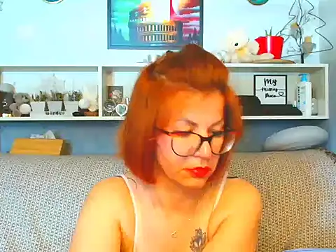 Natali3855 élő XXX-chatje