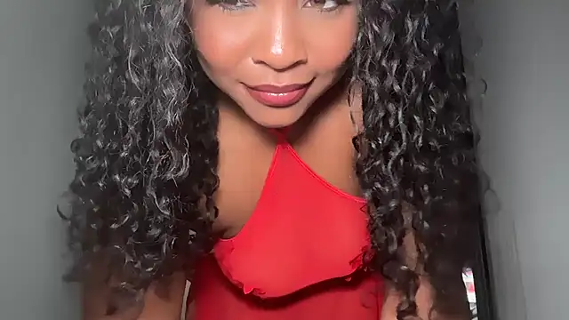 Yourmommysilk's Webcam Show