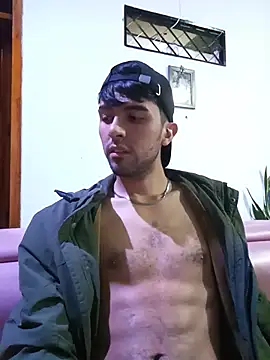 RodrigoColby2 – Naživo XXX chat