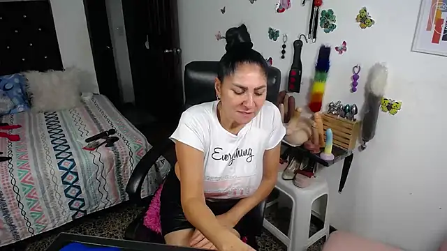 Czat XXX na żywo – mature_bigboobs10