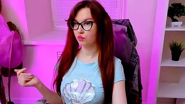 Živý XXX chat CarolGiggly