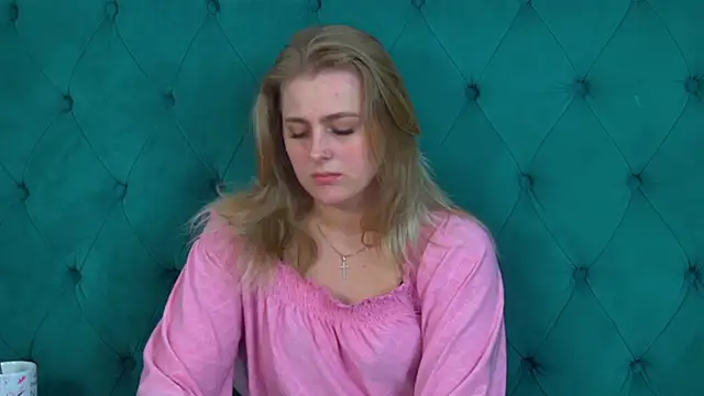 Show de EllaBells na webcam