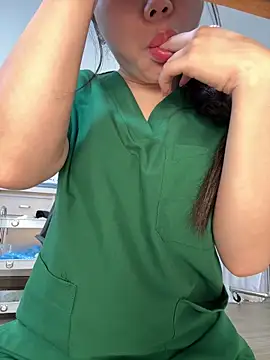 Show modela secretly_masturbating na web-kameri