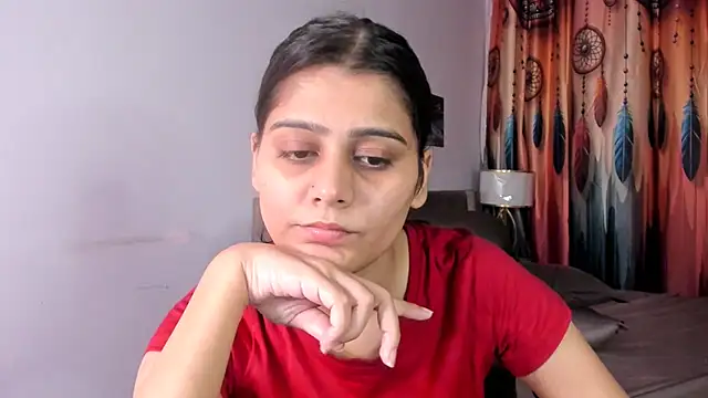 Deanerys Chat XXX in diretta