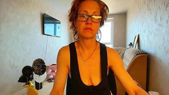 Czat XXX na żywo – LioraWeiss