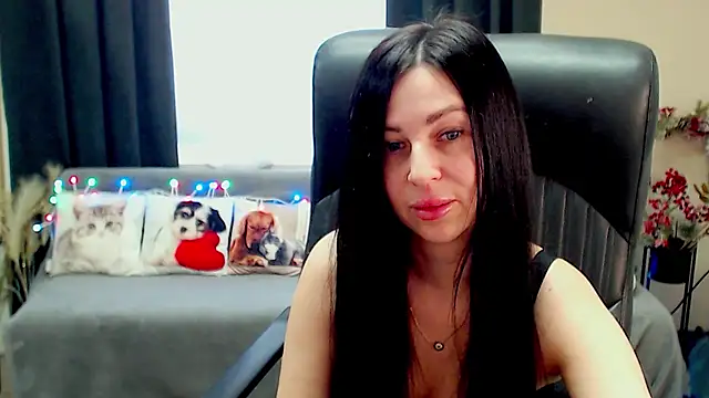 Živá chatovací místnost SweetLouise_