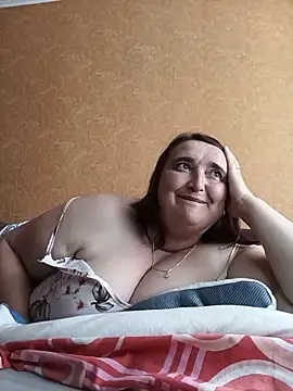 Chatroom XXX en direct de LiluHot