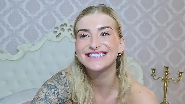 Show de Lia_Benini na webcam