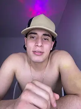 Maximuz1920's Webcam Show
