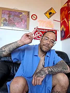 Živý XXX chat Mr_Graffitimile