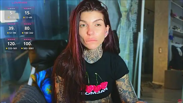 Czat XXX na żywo – tattooedBabyy