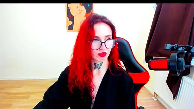 your_tora Adlı Modelin Canlı XXX Sohbeti