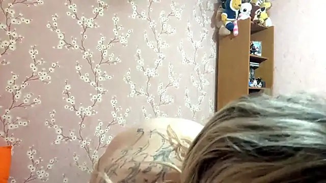 cloudcheek's Webcam Show