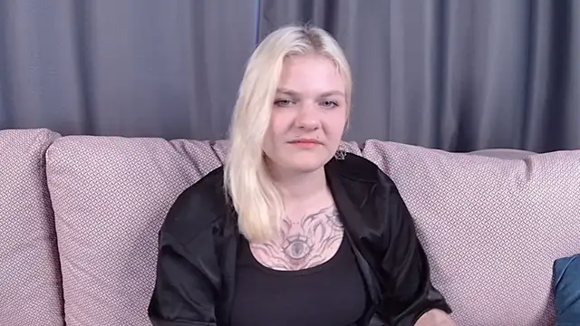 HeidiPiercen Live XXX chat