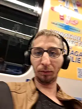 MattedOdobenus Show in webcam