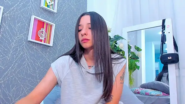 ViictoriiaSaenz's Live XXX Chat