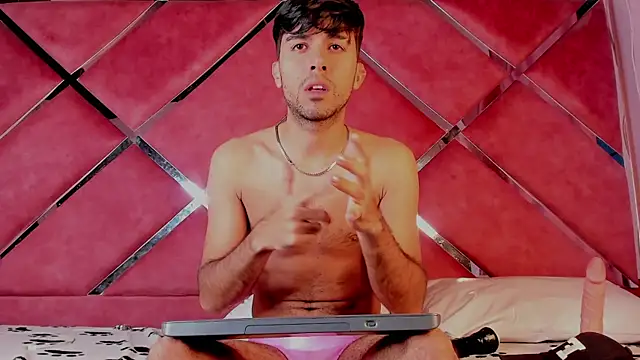 Онлайн чат XXX RodrigoColby2