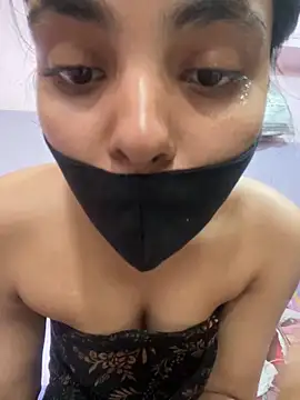 Sandhya_77's Webcam Show