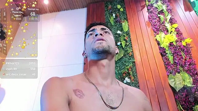 DrakeNeumann Chat XXX in diretta