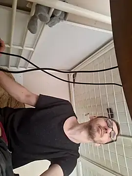MattedOdobenus' Webcam Show