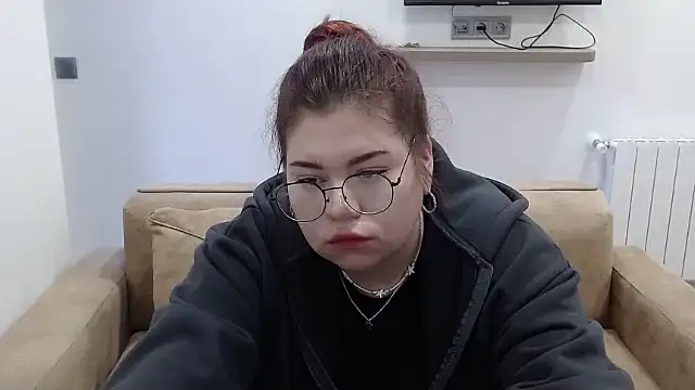 Isabel_Graves Chat XXX in diretta