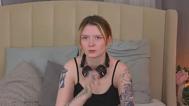 AlyssFrost – Naživo XXX chat
