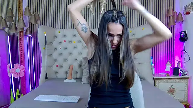PlayfulShow Chat XXX live
