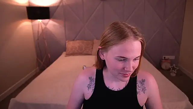 NikkyReyyyn Webbikameraesitys