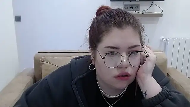Isabel_Graves 即時 XXX 聊天