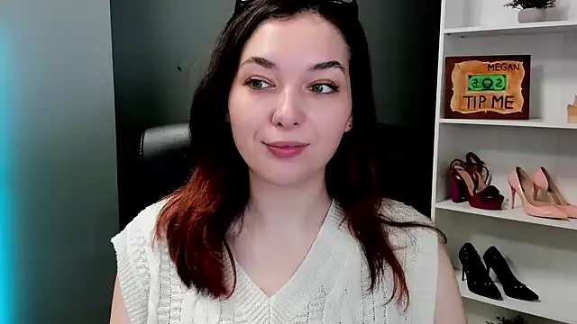 Онлайн чат XXX Meagn_Extasy
