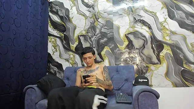 StraightBoy_NickのライブXXXチャット