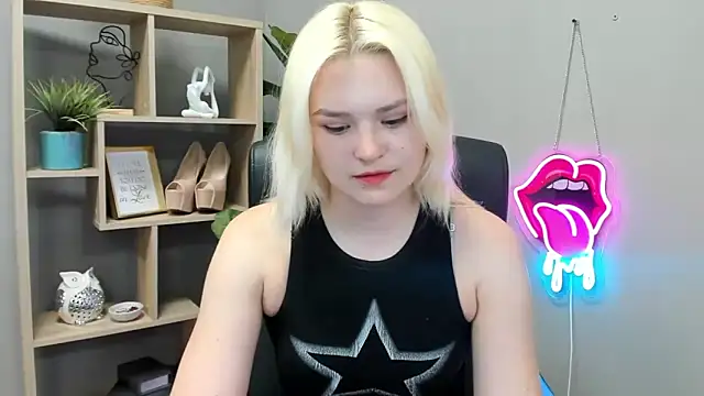 SweetLilyxo Chat XXX in diretta