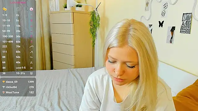 MidnightPoise Live XXX Chat