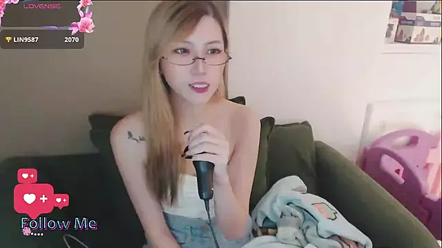 whitecat13 live XXX chat