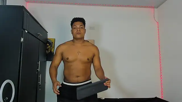 just2latins – webcam-show
