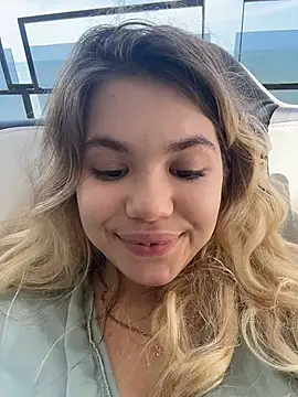 Liiimeee's Live XXX Chat