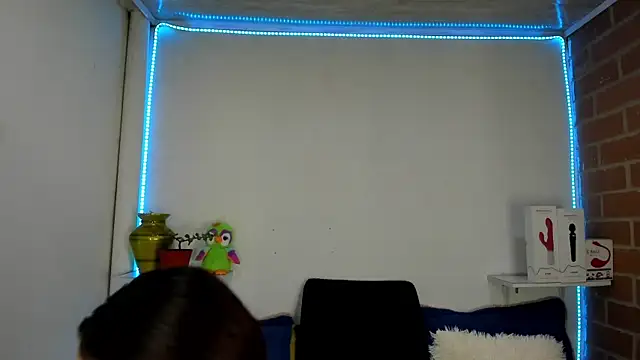 rukminilatin 라이브 XXX 채팅