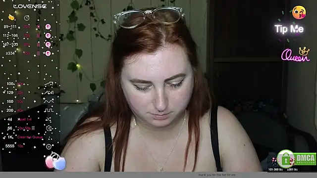 Chat +18 de Alicia_love00 ao vivo