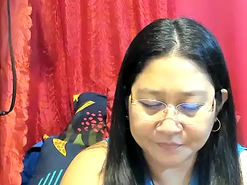 CHUBBY_ANGEL09's Webcam Show