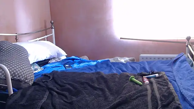 Pokazy przed kamerką – Daddybear26