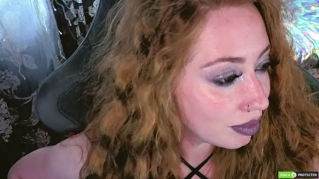 TinaBrook's Live XXX Chat