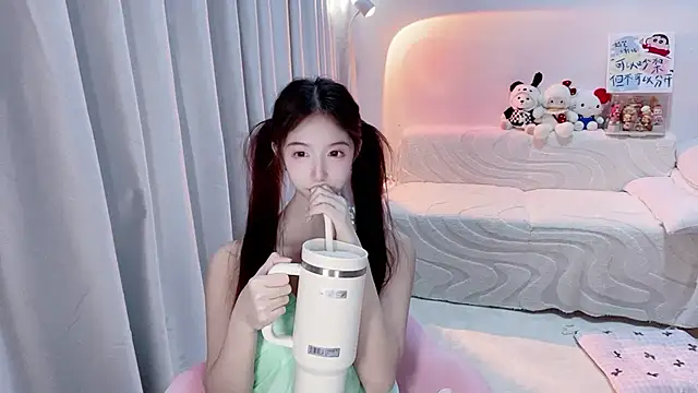 lucky-tt Obrolan Langsung XXX