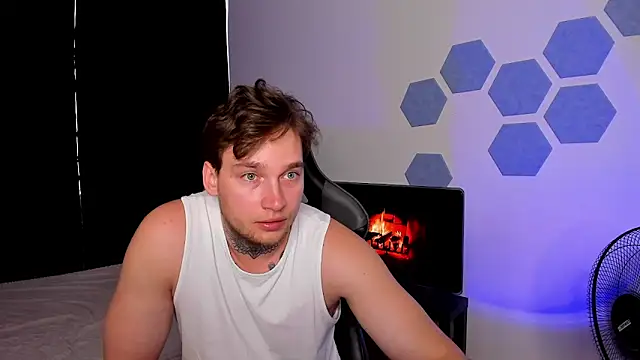 Chris_Tyson's Live XXX Chat