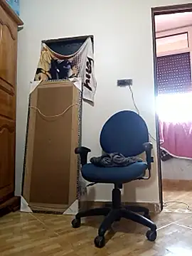 Rouzalinda_1 Pertunjukan Webcam