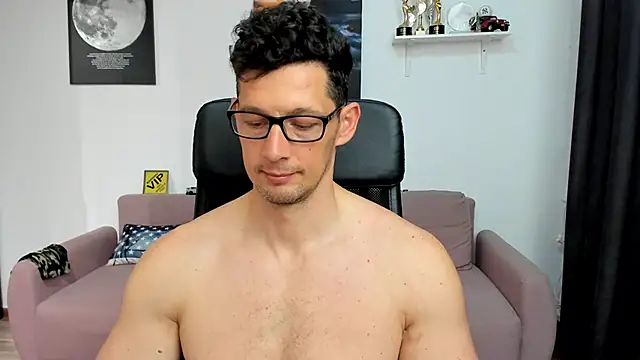 BrutusK08's Webcam Show